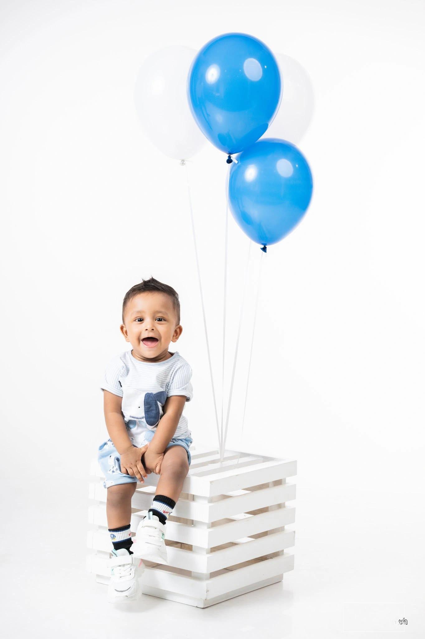 Baby Portraits — photograph 1 by UrbanBooth