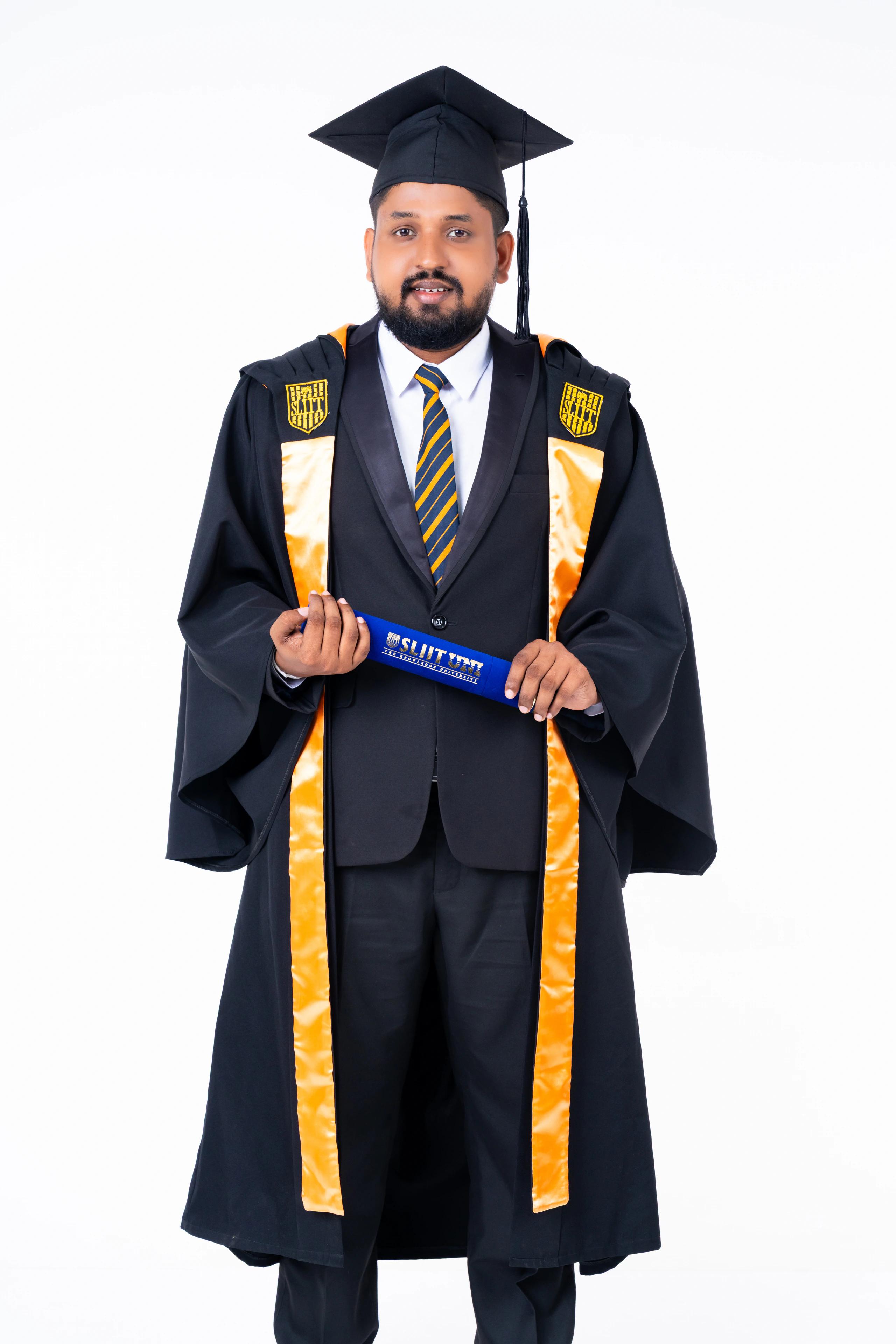 Graduation Portraits — photograph 16 by UrbanBooth